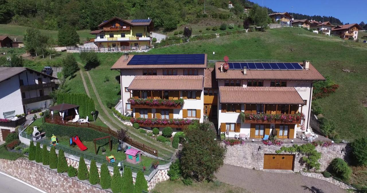 Residence Ronchi Molveno Buitenkant foto