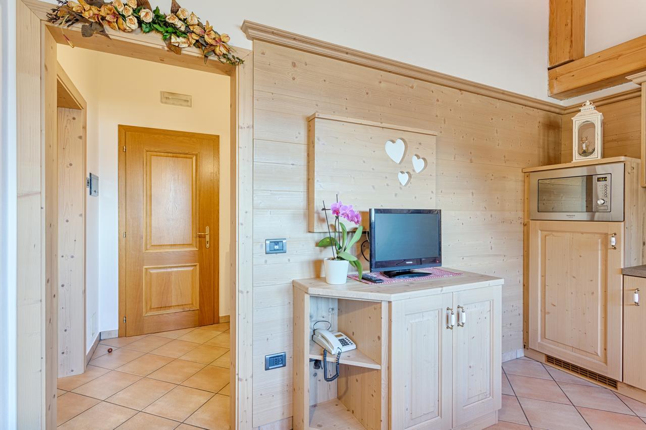 Residence Ronchi Molveno Buitenkant foto