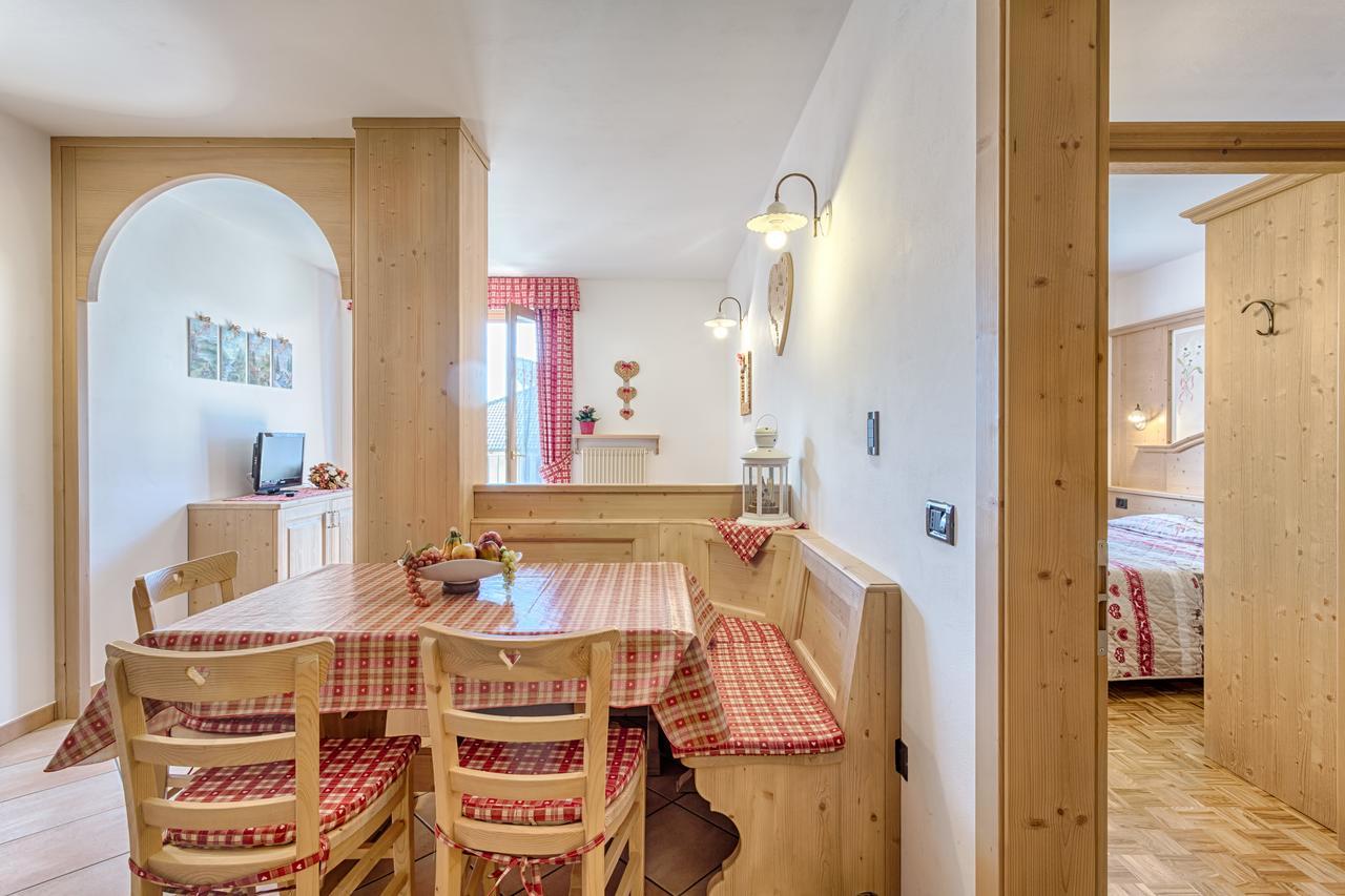 Residence Ronchi Molveno Buitenkant foto
